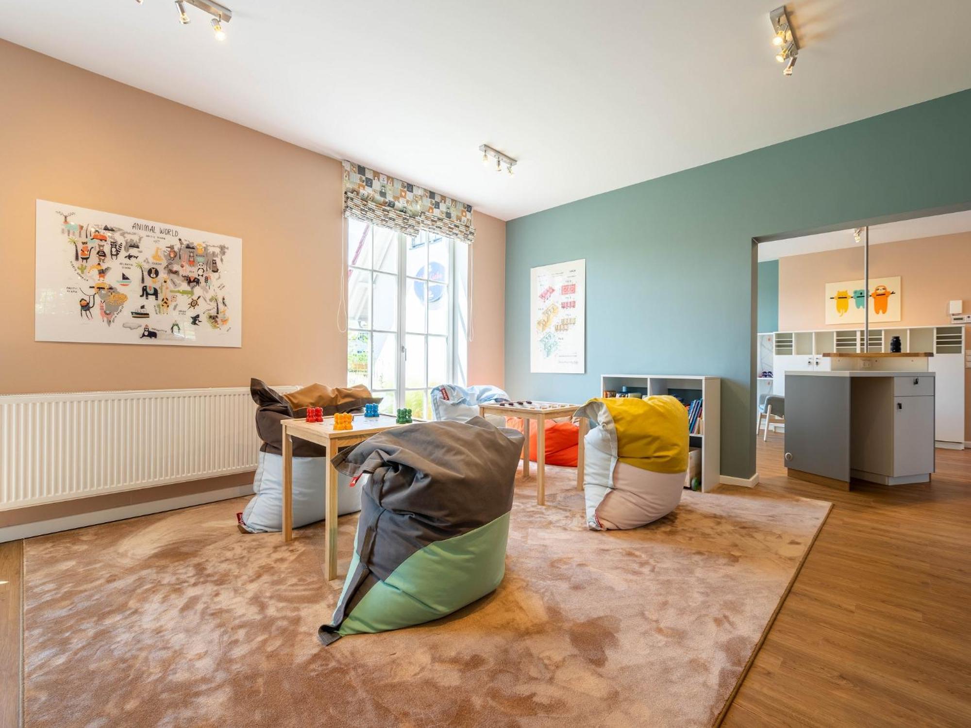 Reetland Am Meer - Luxusplus Reetdachvilla Mit 4 Schlafzimmern, Aussensauna, Loungebereich Und Kamin G07 Dranske Εξωτερικό φωτογραφία